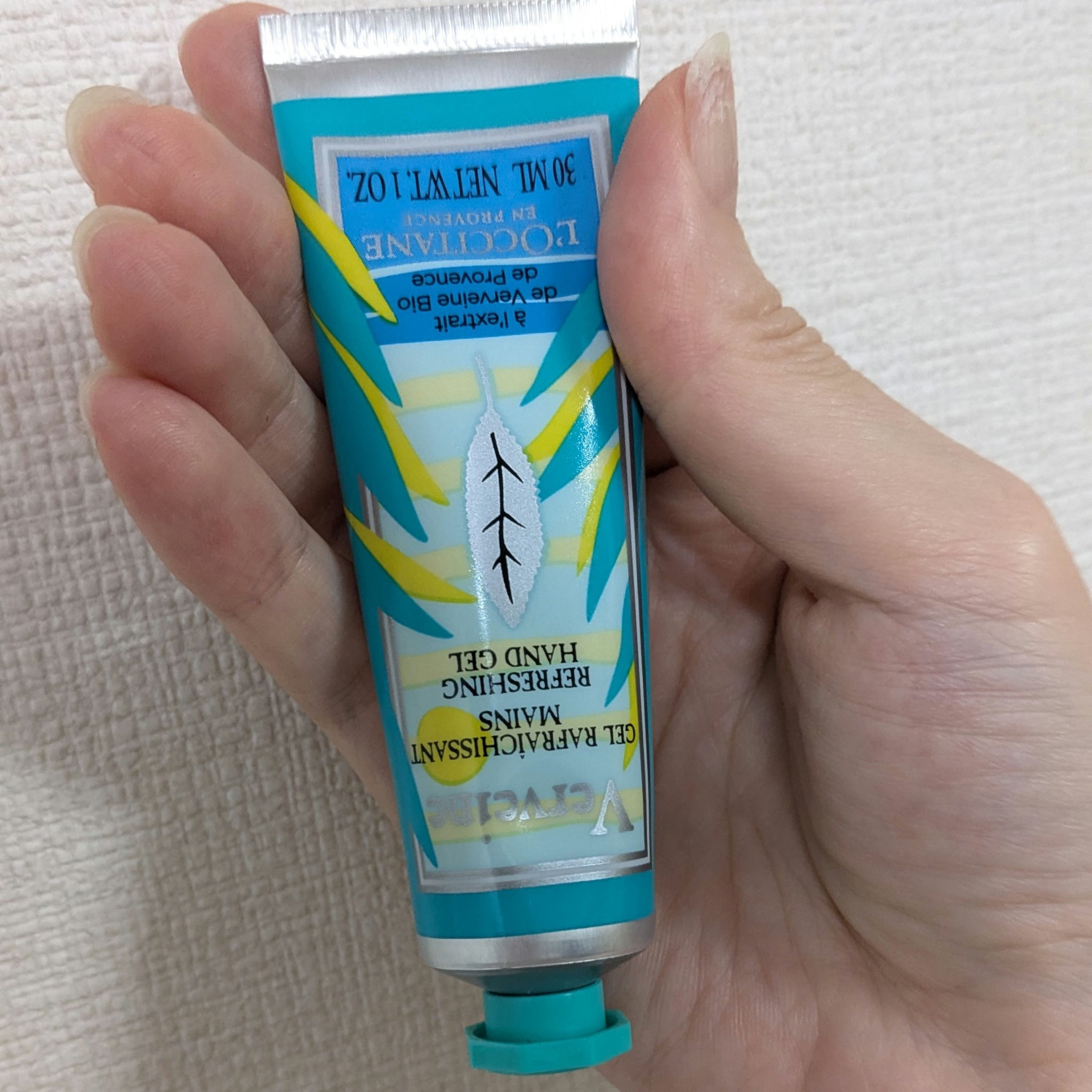 ヴァーベナ グラニテハンドクリーム/L'OCCITANE/ハンドクリームを使ったクチコミ（2枚目）