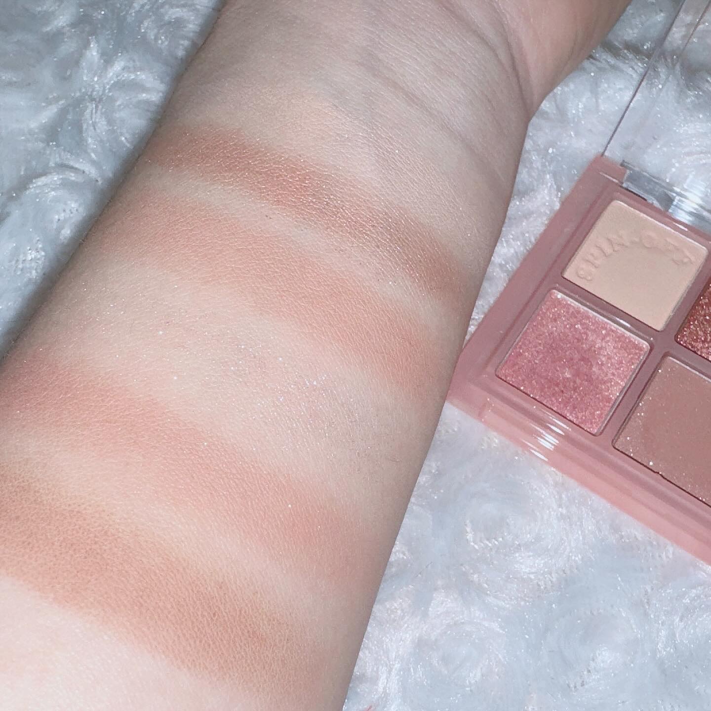 ザショッキングスピンオフパレット/TONYMOLY/アイシャドウパレットを使ったクチコミ（3枚目）