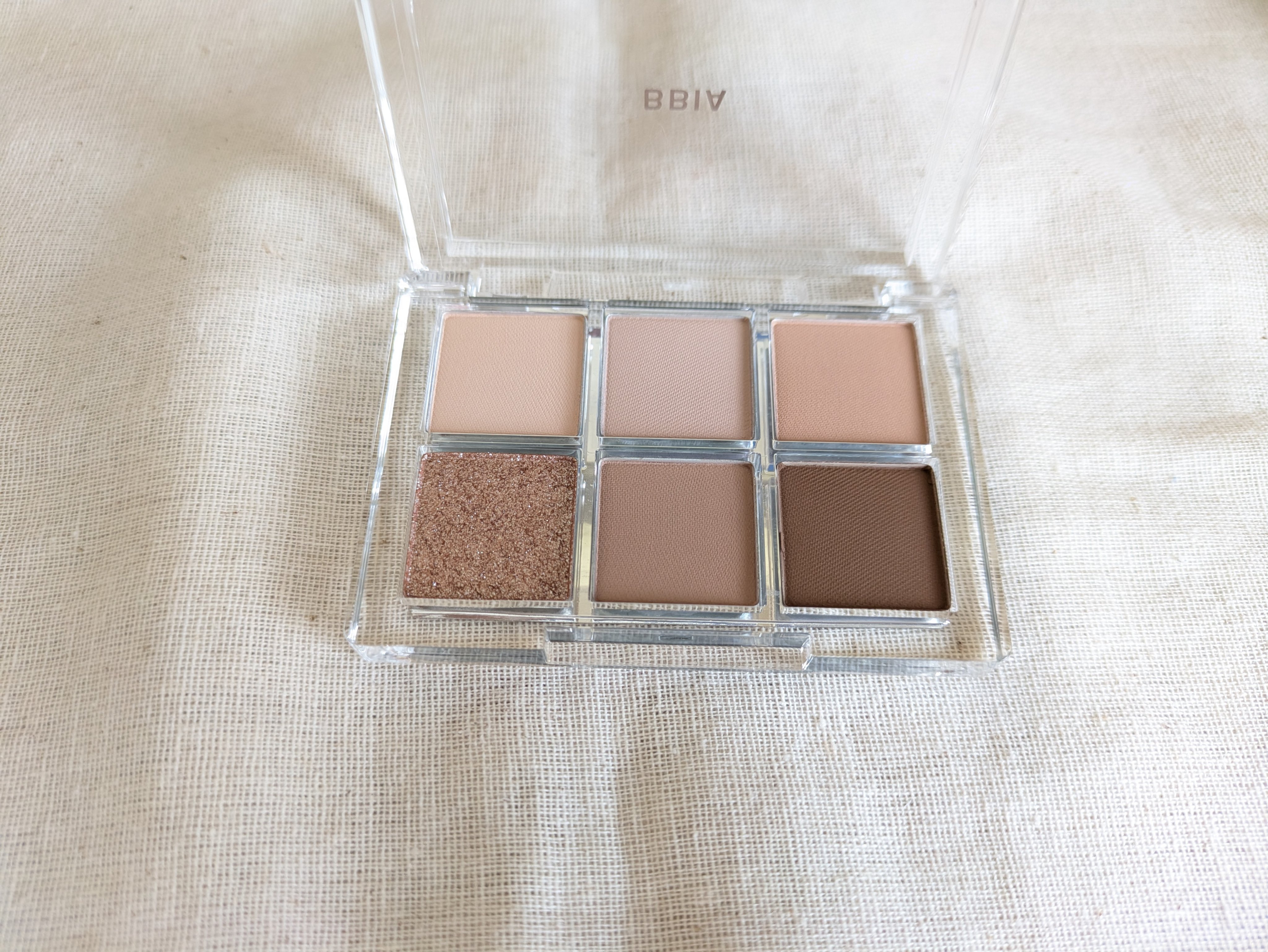 レディートゥーウェアアイパレット/BBIA/アイシャドウパレットを使ったクチコミ（3枚目）