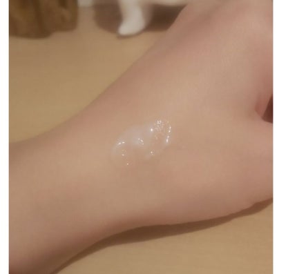 純白専科 すっぴん白雪美容液(専科 薬用美白クリーム)/SENKA(専科)/美容液を使ったクチコミ(2枚目)