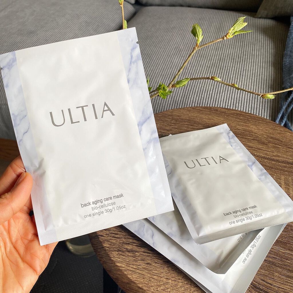 おうち美容にと探してたところ、
ヒト幹細胞培養液と7つの美容成分配合の
シートマスクのULTIAを見つけました。

ココナッツ由来の天然成分でできた
優れた水分保持力がある
ぷるんぷるんのハイオセルロースシートマスクで、

両面にメッシュシ
