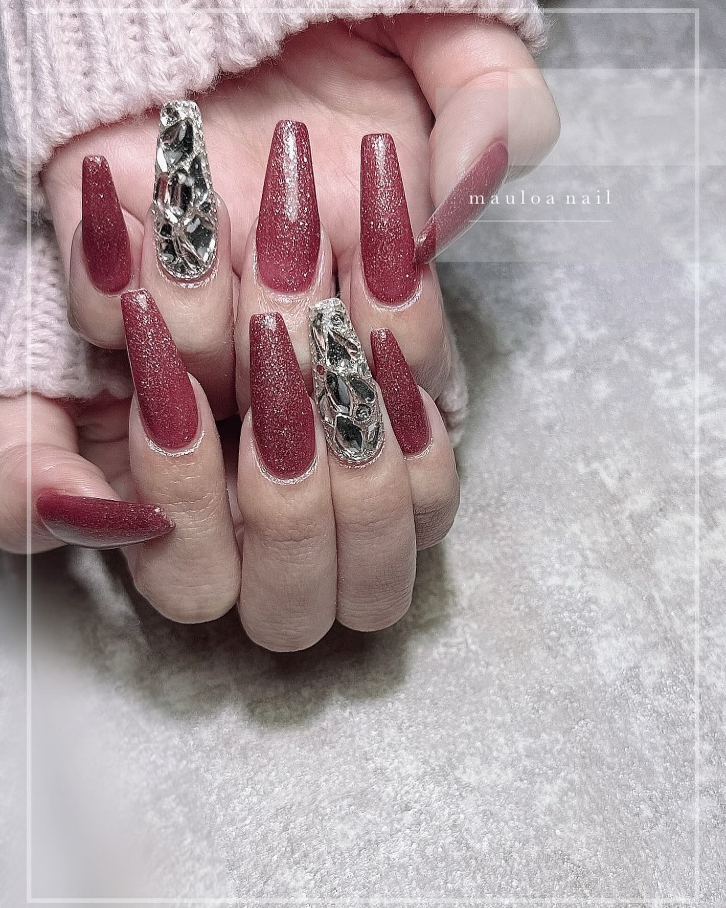 #フレンチネイル,#ネイル,#アートネイル,#秋ネイル,#ミラーアートネイル,#ボルドーネイル,#フレンチネイル,#マグネットネイル,#ボルドーネイル,#手書きアートネイル,#ミラーアートネイル,#パーツネイル,#ミラーネイル,#埋め尽くしネイル,#天王寺ネイル,#グレージュネイルのネイルデザイン