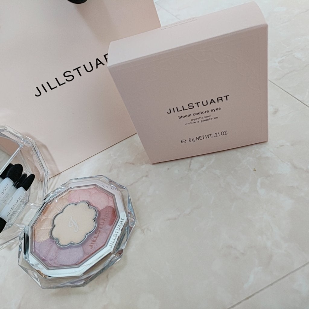 ジルスチュアート ブルームクチュール アイズ/JILL STUART/アイシャドウパレットを使ったクチコミ(1枚目)