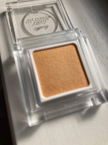 パラドゥ シングルアイシャドウ	 YE01 イエロー/パラドゥ/単色アイシャドウを使ったクチコミ(2枚目)