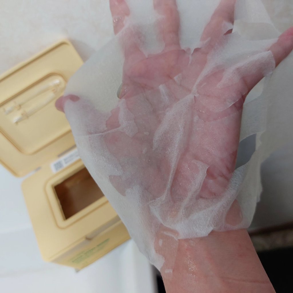 VT シカバイタル マスクのクチコミ「Twitterのキャンペーンで当たり使用です。

化粧水の後に使用です。

ピンセット付き。
.....」（1枚目）