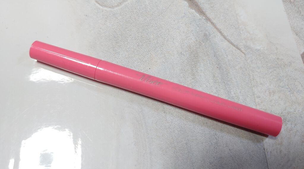 Visée カラーインパクト リキッドライナーのクチコミ「#ヴィセ #カラーインパクトリキッドライナー ピンクを購入。
#スウォッチ

めっちゃピンク….....」（1枚目）