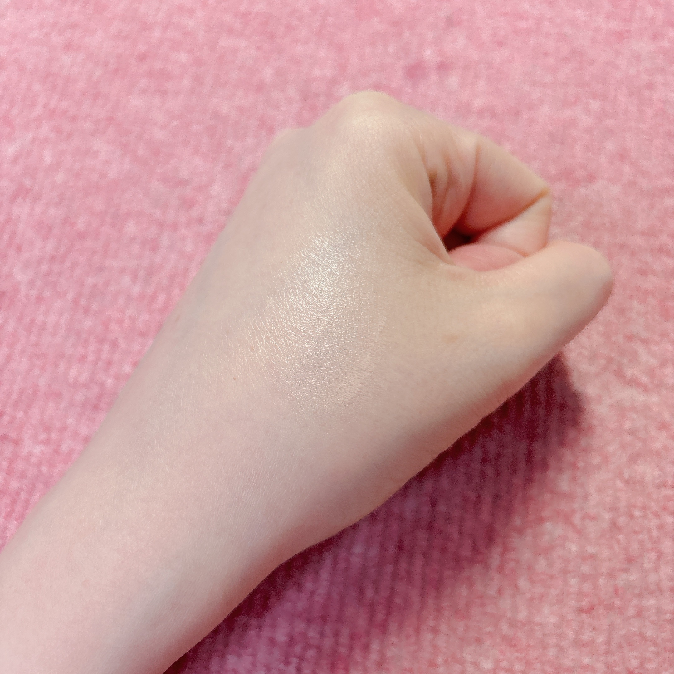 シルキーウェットリクイド/セフィーヌ/クリーム・エマルジョンファンデーションを使ったクチコミ（3枚目）