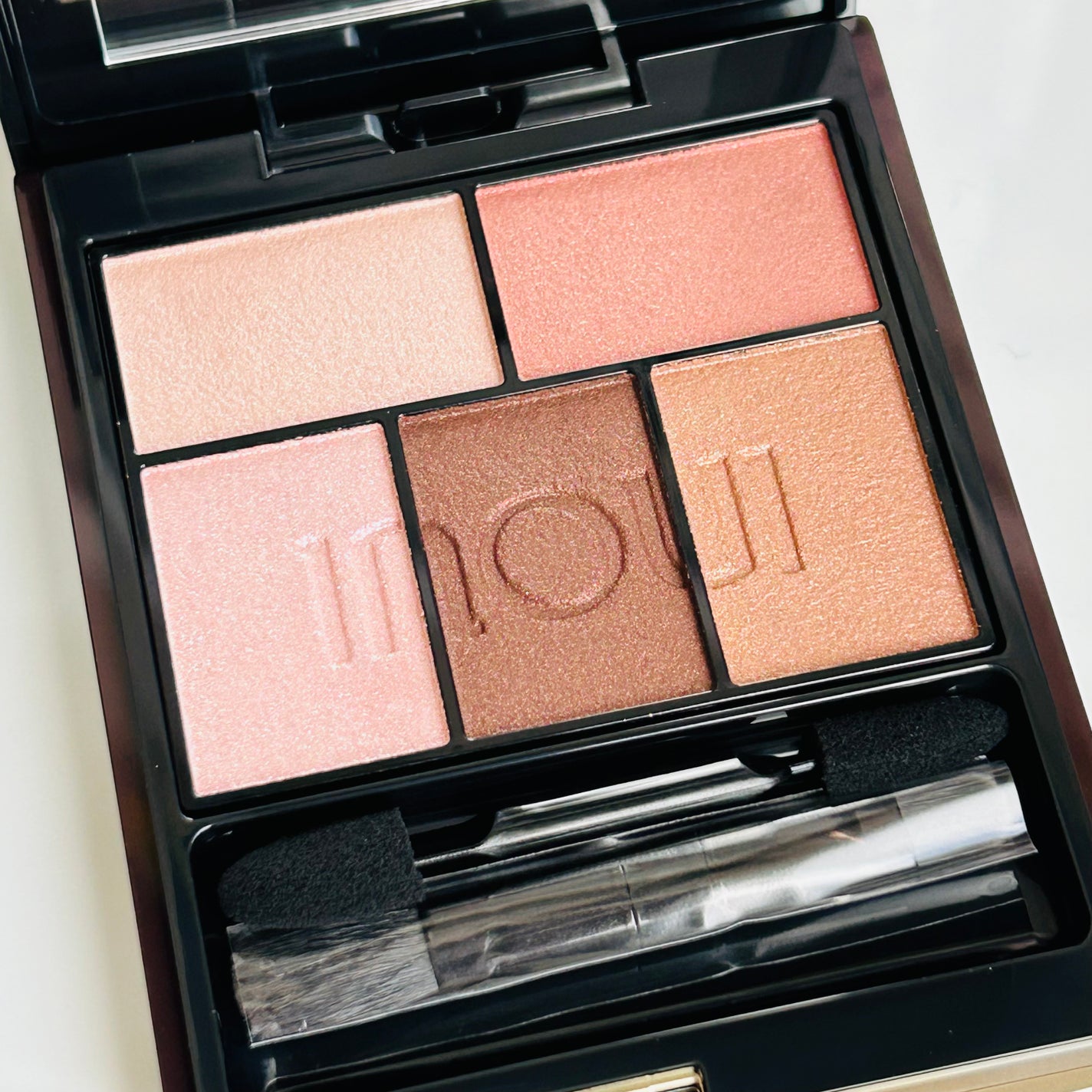 インウイ アイズ/INOUI/アイシャドウパレットを使ったクチコミ(2枚目)