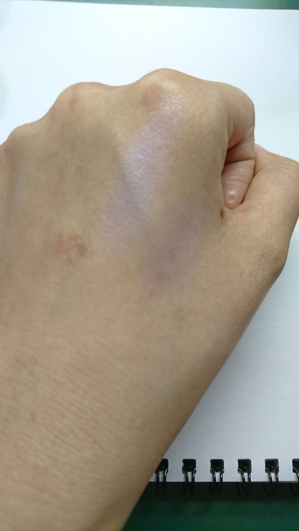 UR GLAM　SELECT EYES/U R GLAM/単色アイシャドウを使ったクチコミ（3枚目）