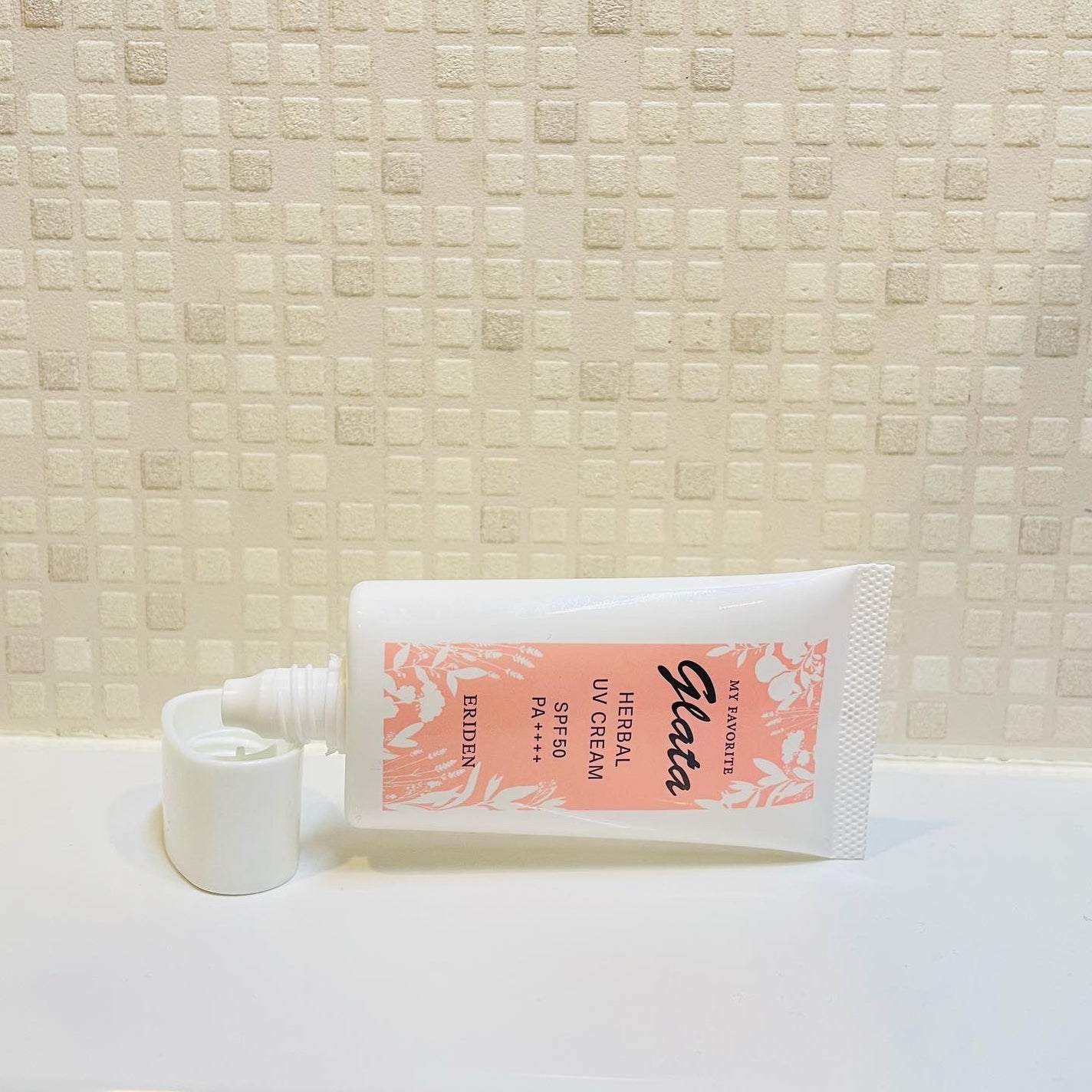 グラータ ハーバルUVクリーム/エリデン/日焼け止めクリームを使ったクチコミ(2枚目)