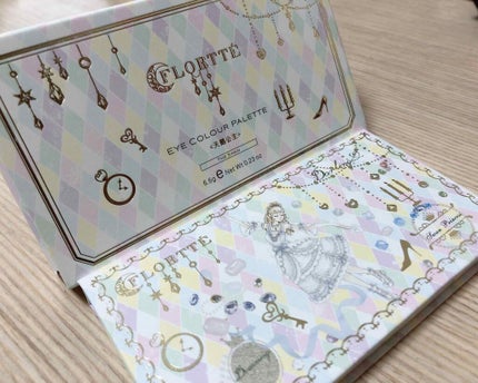 スワンプリンセス アイシャドウパレット/FLORTTE/アイシャドウパレットを使ったクチコミ(2枚目)