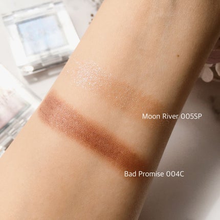 アディクション ザ アイシャドウ スパークル/ADDICTION/単色アイシャドウを使ったクチコミ(2枚目)