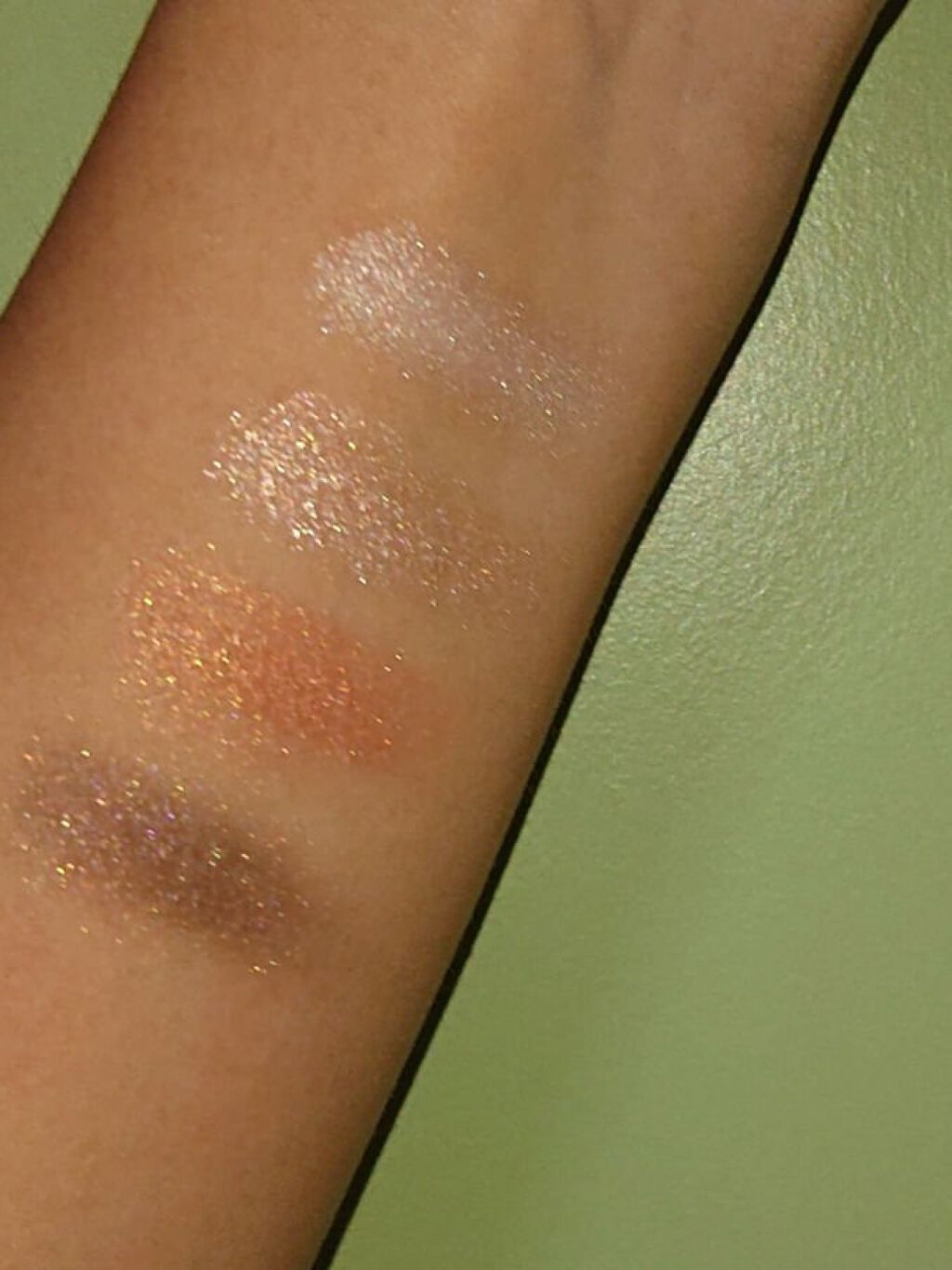 リアルクローズシャドウ/excel/アイシャドウパレットを使ったクチコミ（3枚目）