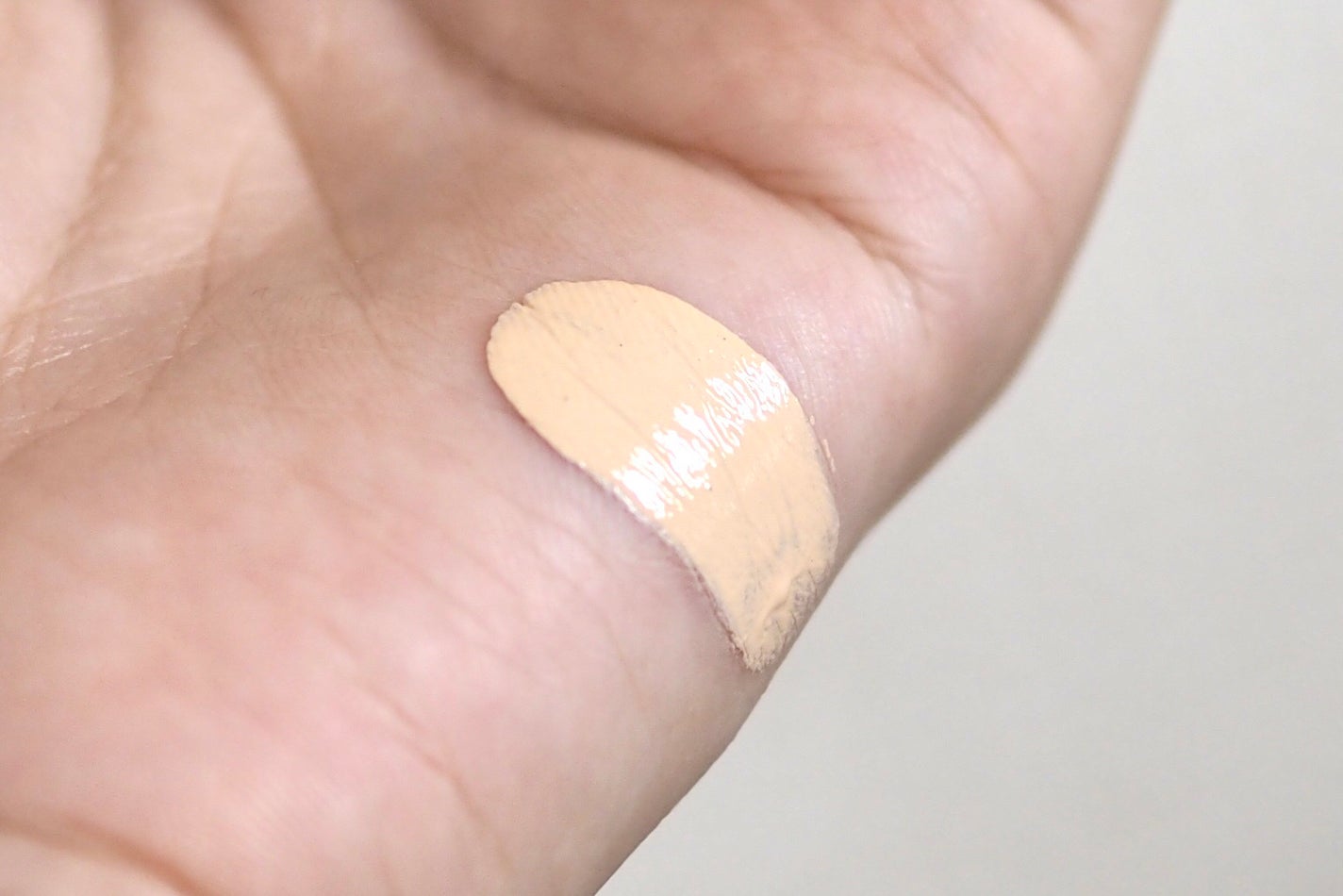 カバーリシャス アルティメット ホワイトクッション モイスチャー/BANILA CO/クッションファンデーションを使ったクチコミ(4枚目)