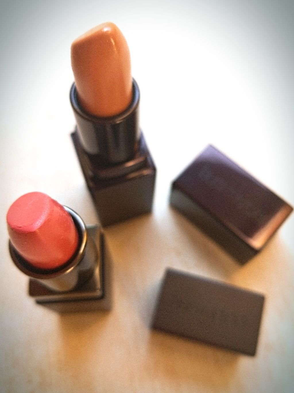 ヴェロアラバーズリップカラー/ローラ メルシエ/口紅を使ったクチコミ(3枚目)