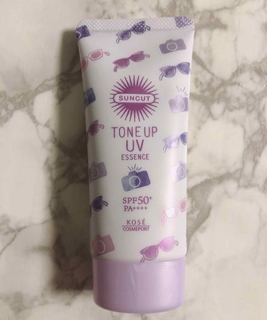 サンカット® トーンアップUV エッセンスのクチコミ「サンカット
トーンアップUVエッセンス


新しい日焼け止めが必要になって
何となく購入したや.....」（1枚目）