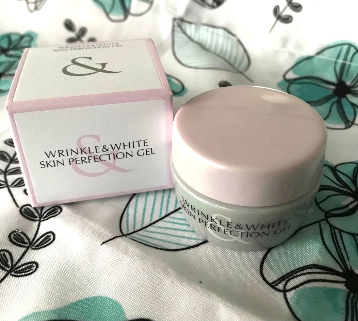 リンクル&ホワイト スキンパーフェクション ジェル/ミキモト コスメティックス/オールインワン化粧品を使ったクチコミ(2枚目)