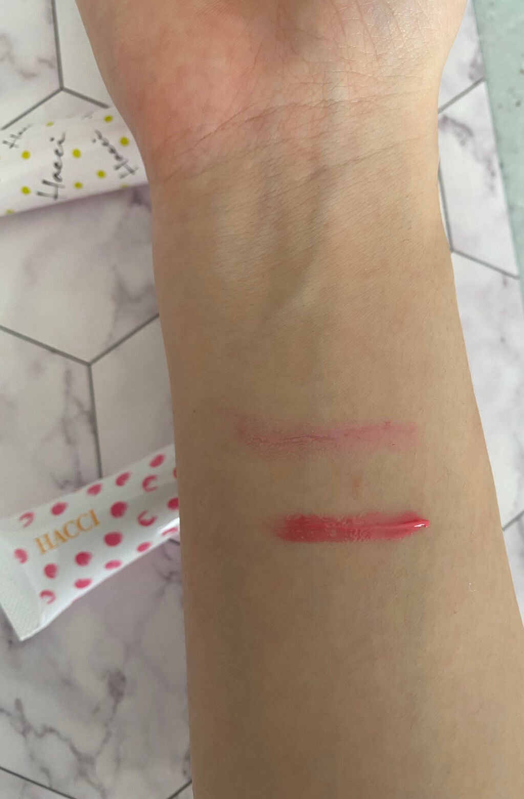 保湿専用リップ/HACCI/リップグロスを使ったクチコミ(4枚目)