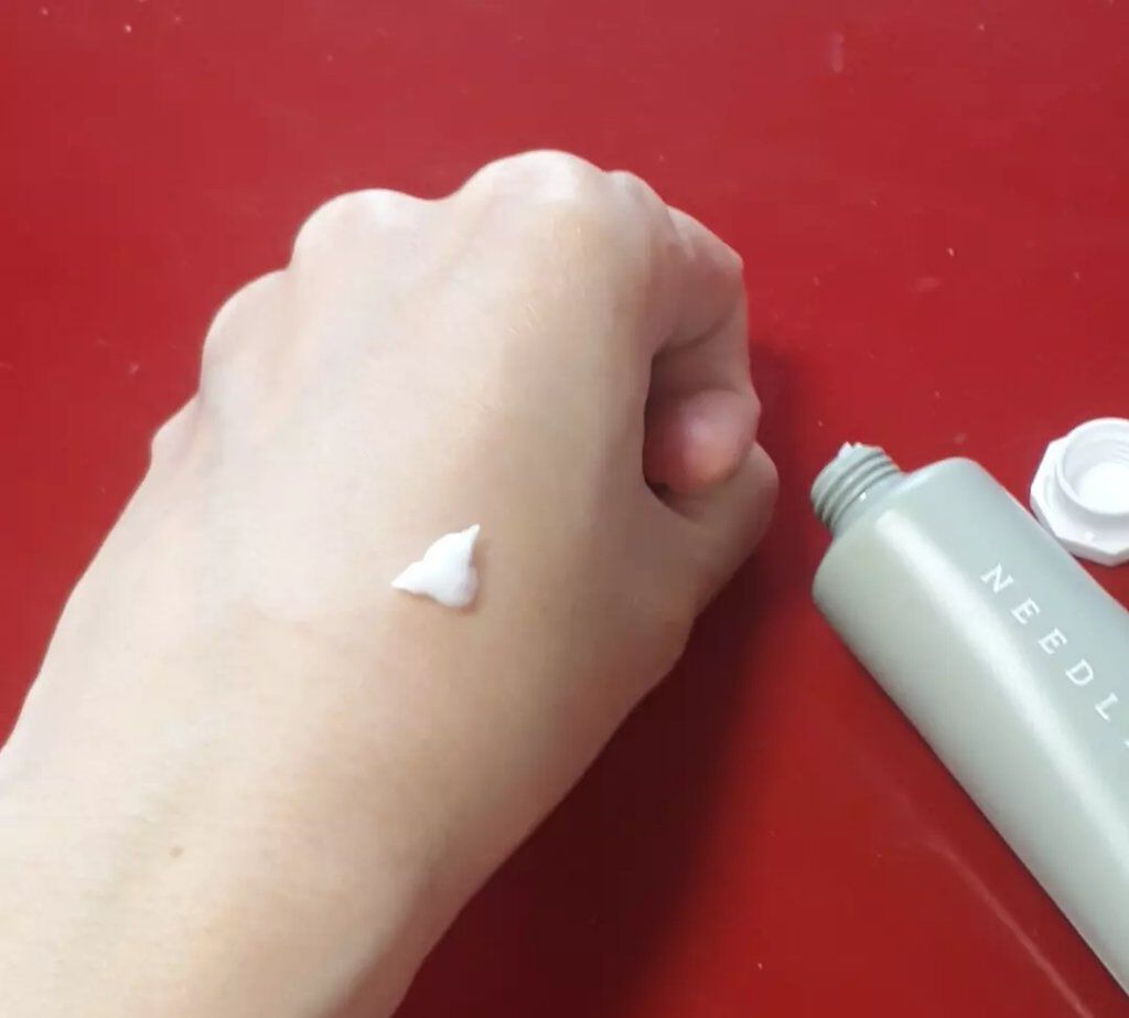 ハンドクリーム フローラルホワイトムスクの香り/NEEDLY/ハンドクリームを使ったクチコミ(2枚目)