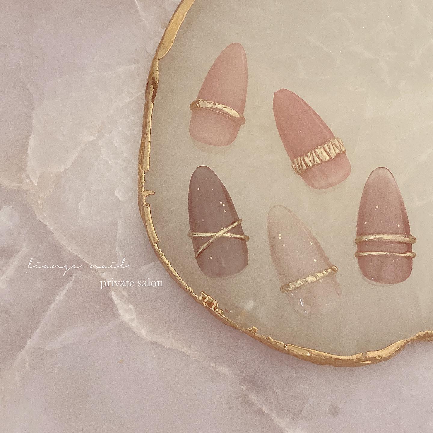 #リアンジェネイル,#柏ネイル,#ネイル,#ニュアンスネイル,#大人ニュアンスネイル,#秋ネイル,#冬ネイル,#ミラーネイル,#リングネイルのネイルデザイン