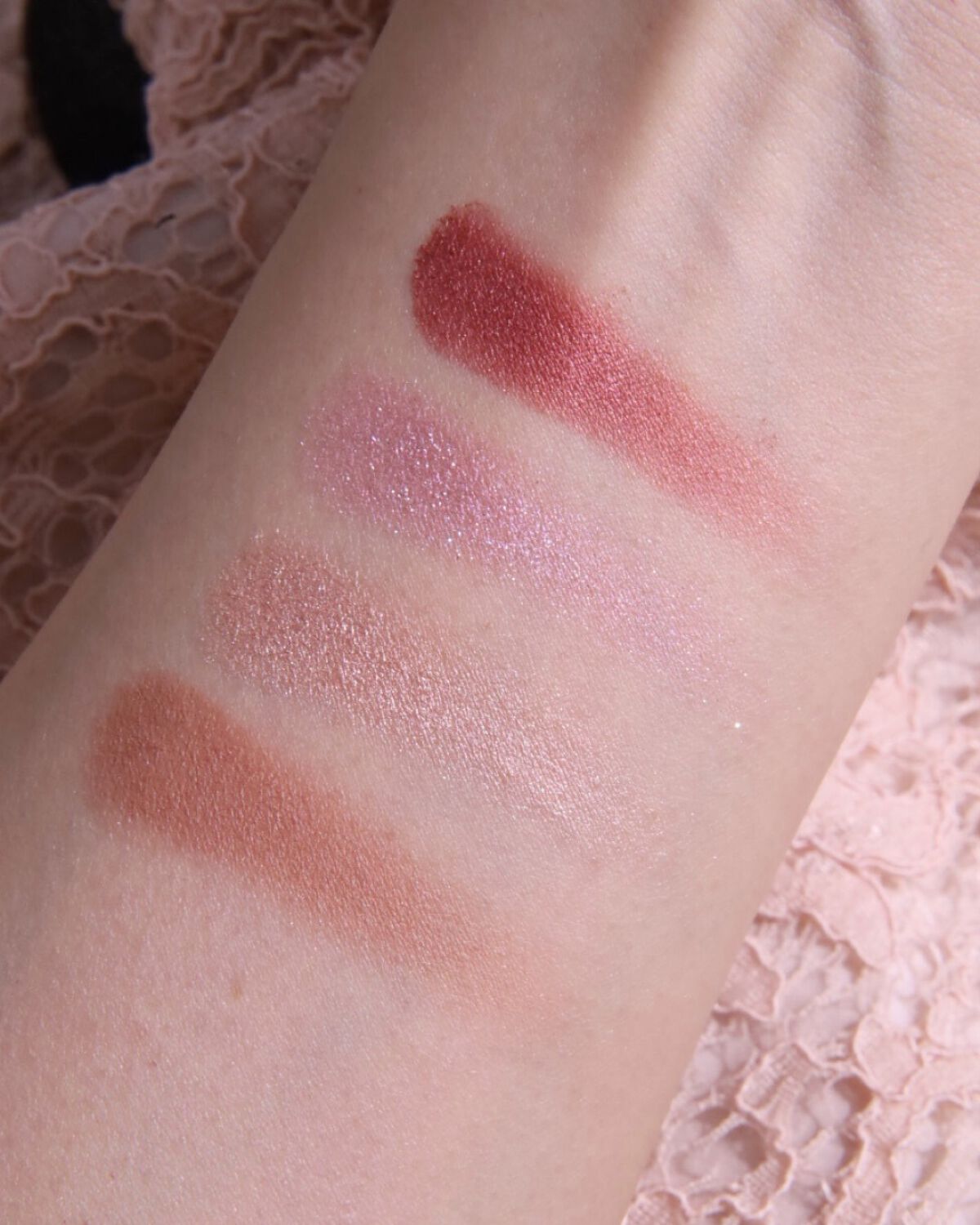 リアルクローズシャドウ/excel/アイシャドウパレットを使ったクチコミ(3枚目)