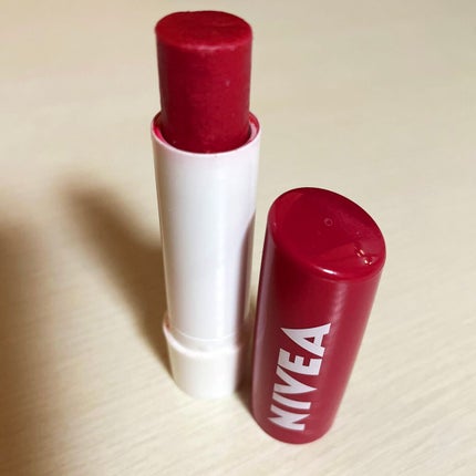 ニベア リップケアシャイン チェリー/NIVEA(海外)/リップクリームを使ったクチコミ(2枚目)