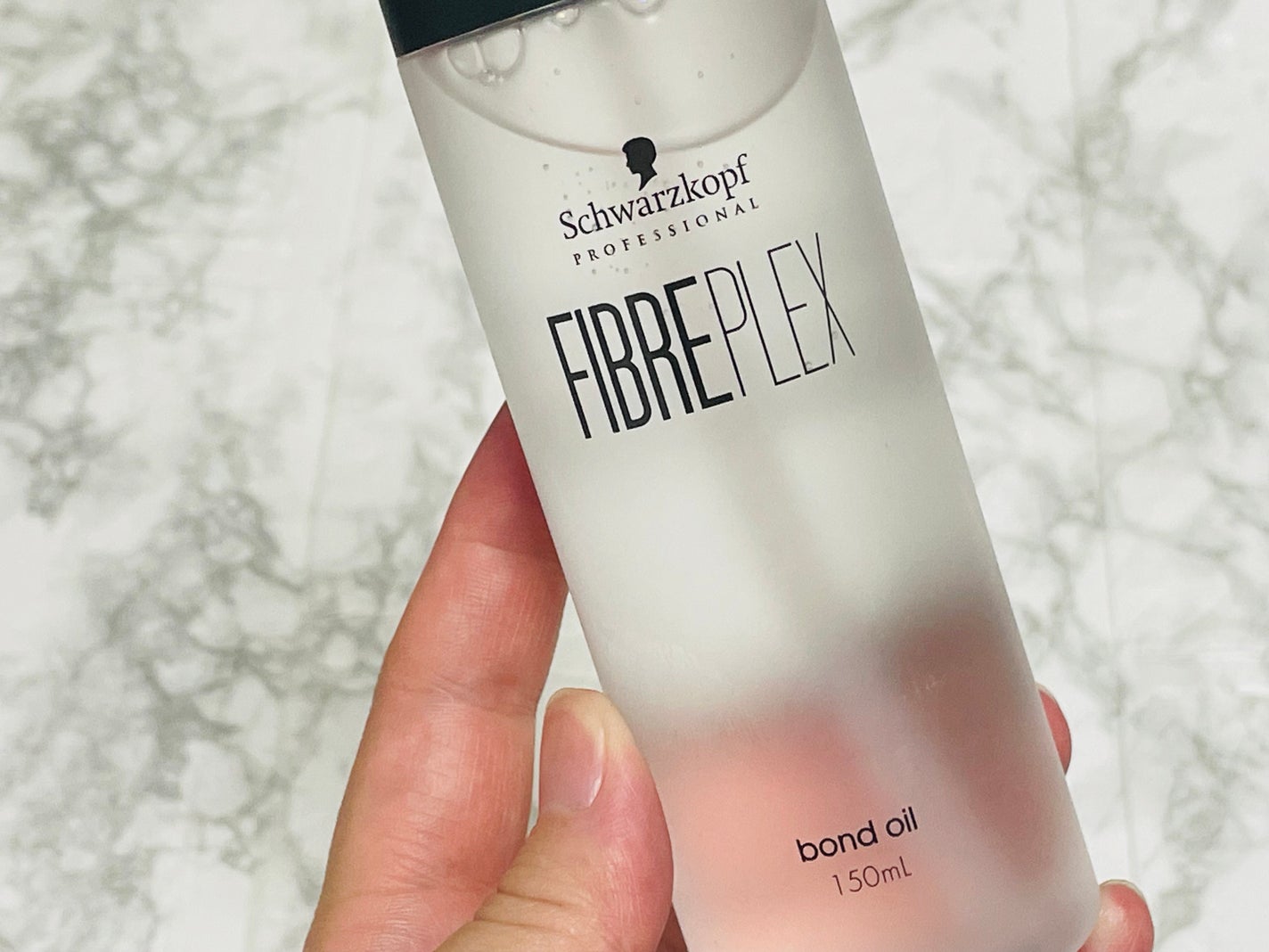 ファイバープレックス ボンドオイル/シュワルツコフ プロフェッショナル/ヘアオイルを使ったクチコミ(5枚目)