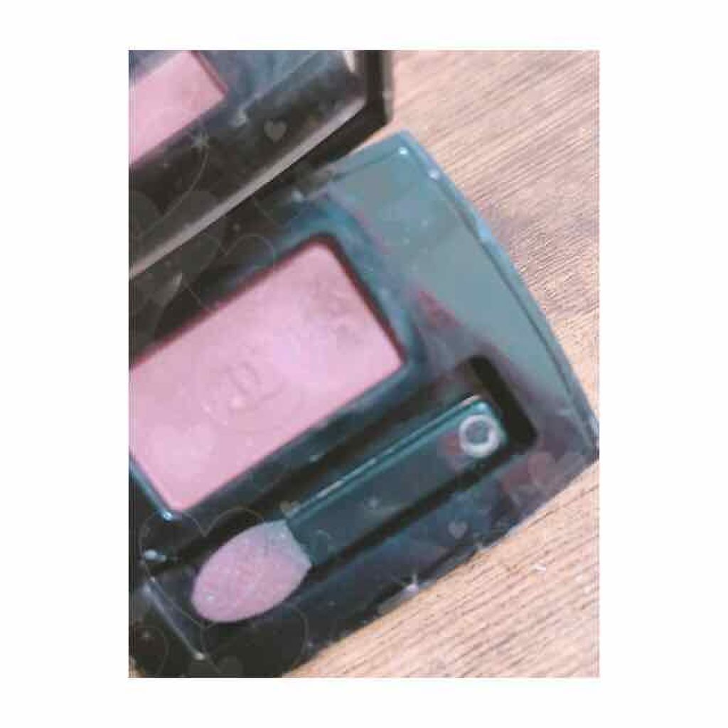 オンブル エサンシエル 106 ヘジタシオン/CHANEL/単色アイシャドウを使ったクチコミ（2枚目）