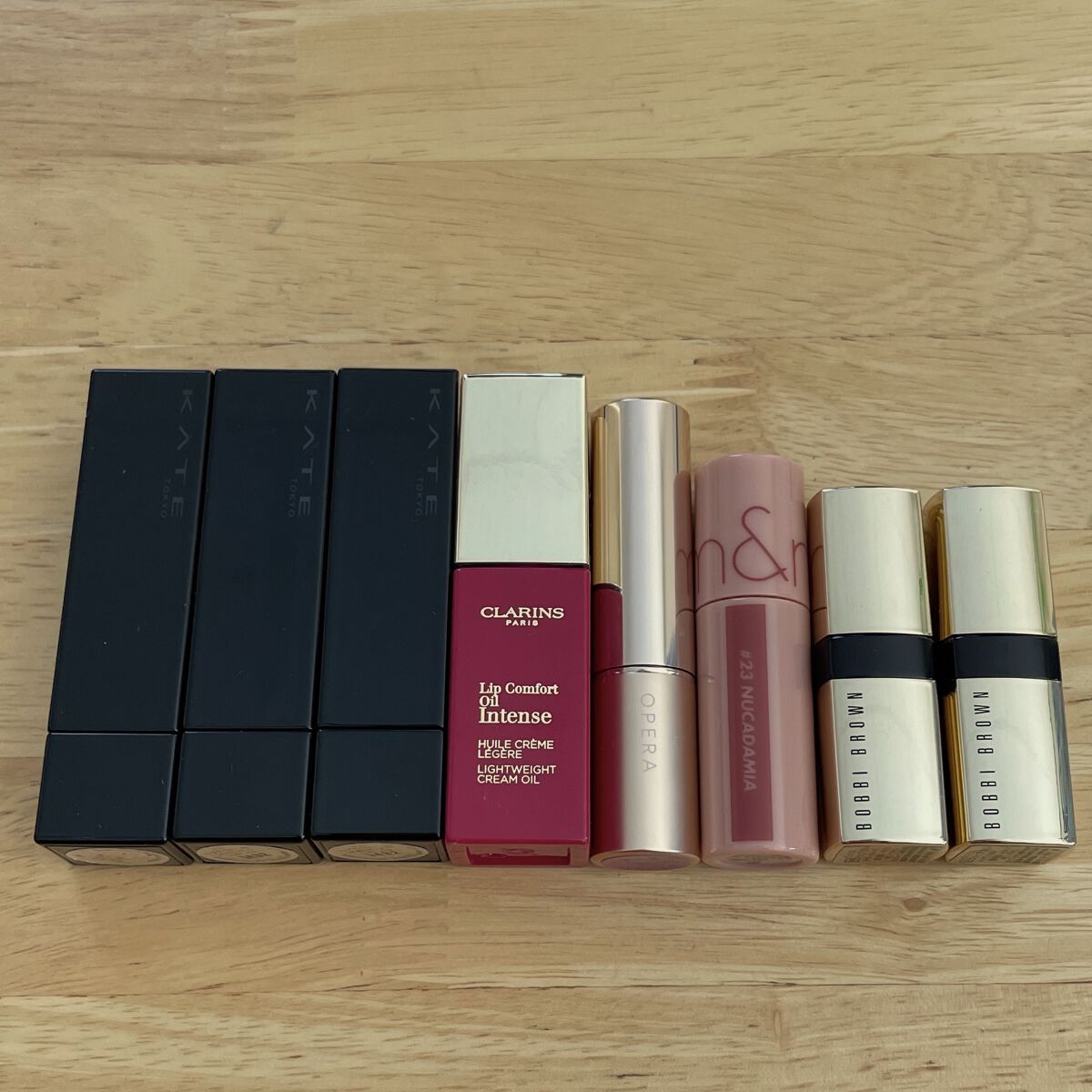 コンフォート リップオイル インテンス/CLARINS/リップグロスを使ったクチコミ（1枚目）