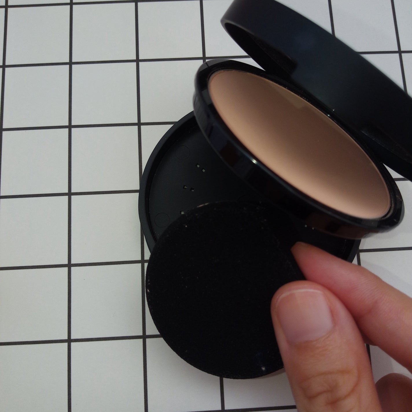 ベアプロ 16HR パウダー ファンデーション/bareMinerals/パウダーファンデーションを使ったクチコミ(4枚目)