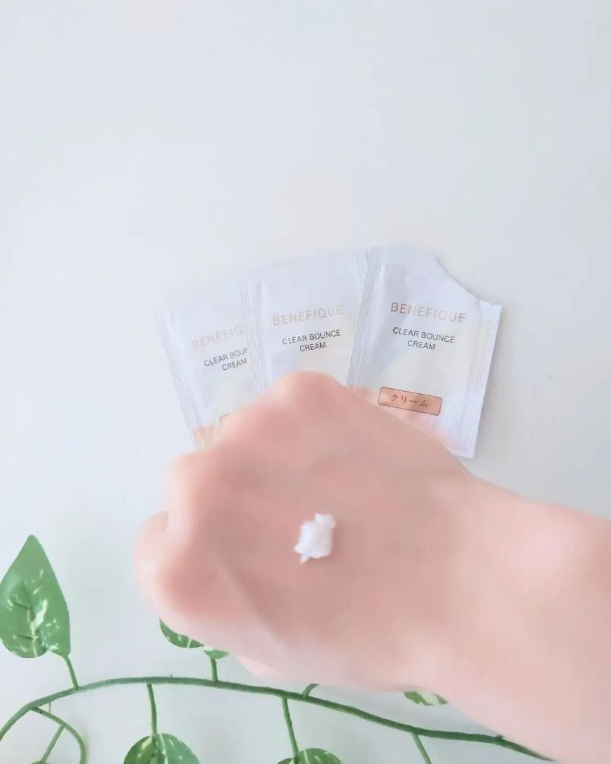 クリアバウンスクリーム /BENEFIQUE/フェイスクリームを使ったクチコミ(3枚目)