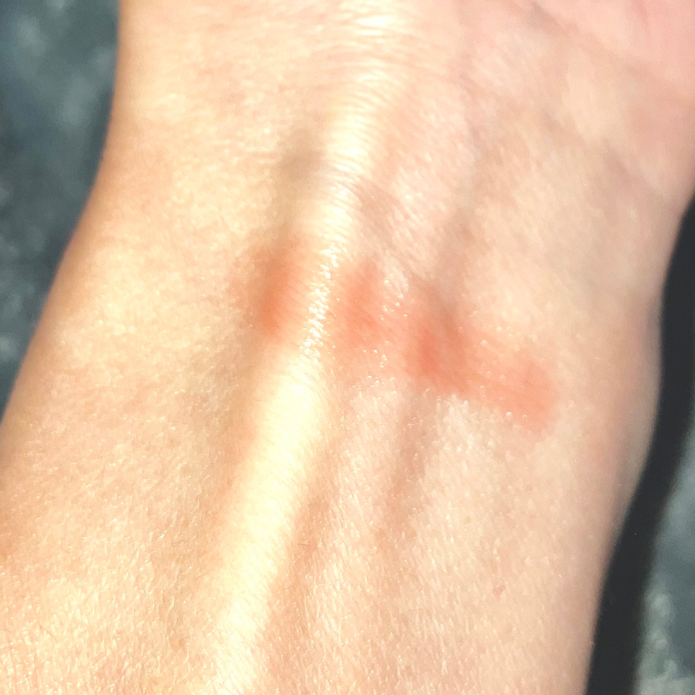 サクラヴェールリップ/パラドゥ/リップクリームを使ったクチコミ(4枚目)