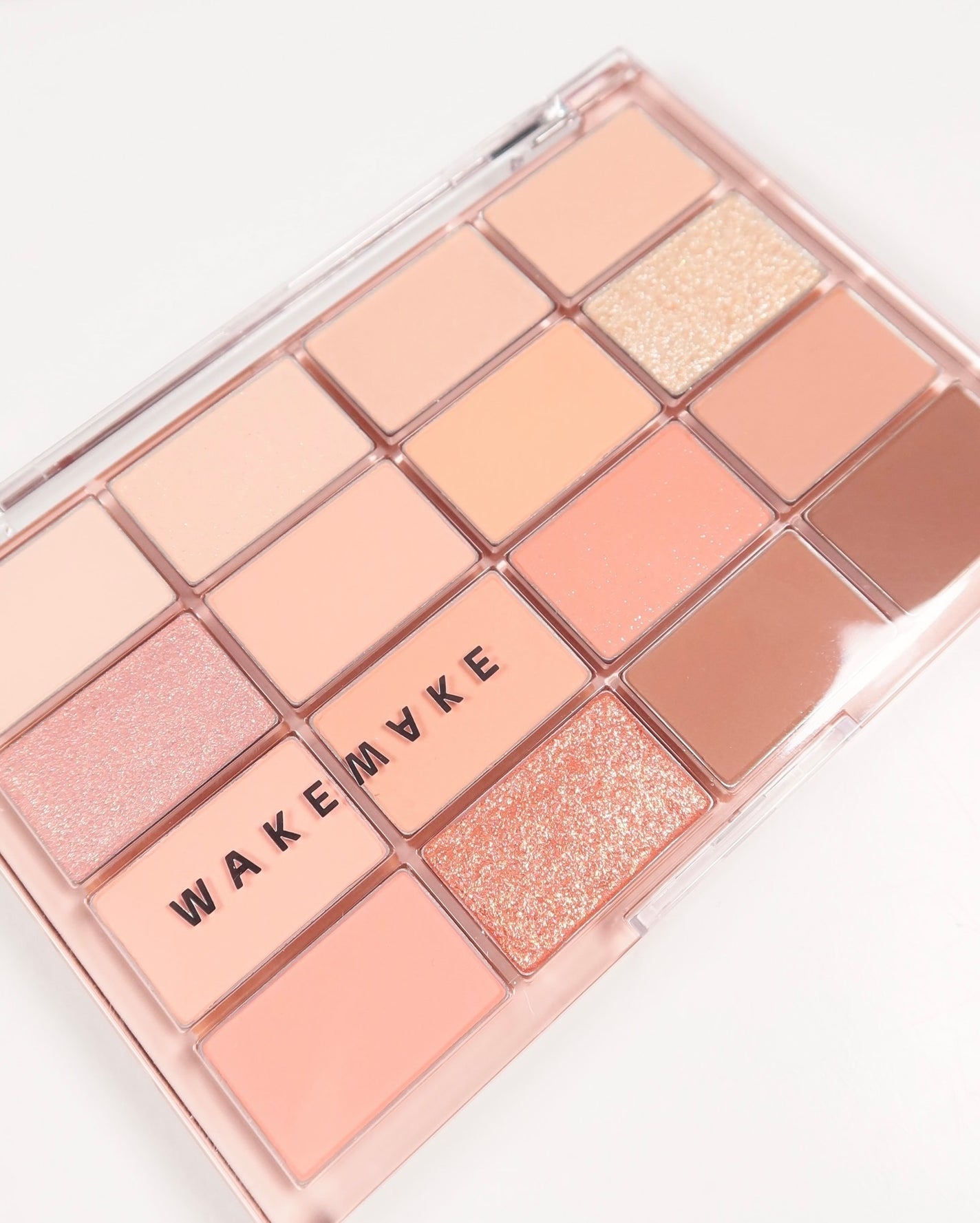 ソフトブラーリングアイパレット/wakemake/アイシャドウパレットを使ったクチコミ(10枚目)