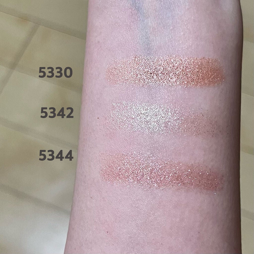 シングルアイシャドー/NARS/単色アイシャドウを使ったクチコミ(3枚目)