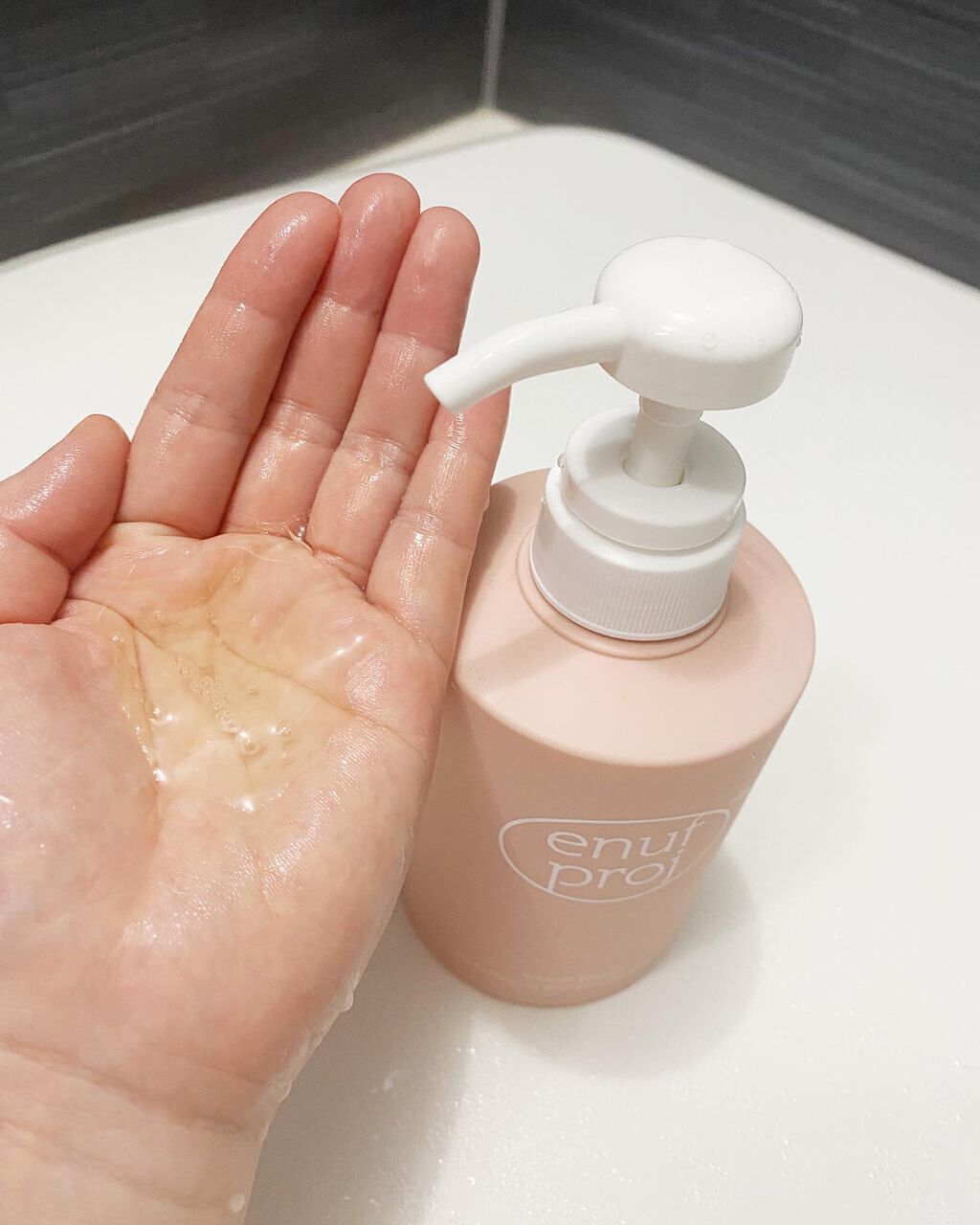 HR on LIPS 「ドンキでイナフプロジェクト弱酸性シャンプースイートピーチを購入..」(2枚目)