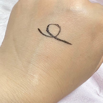 スキルレスライナー/LUMIURGLAS/リキッドアイライナーを使ったクチコミ(4枚目)