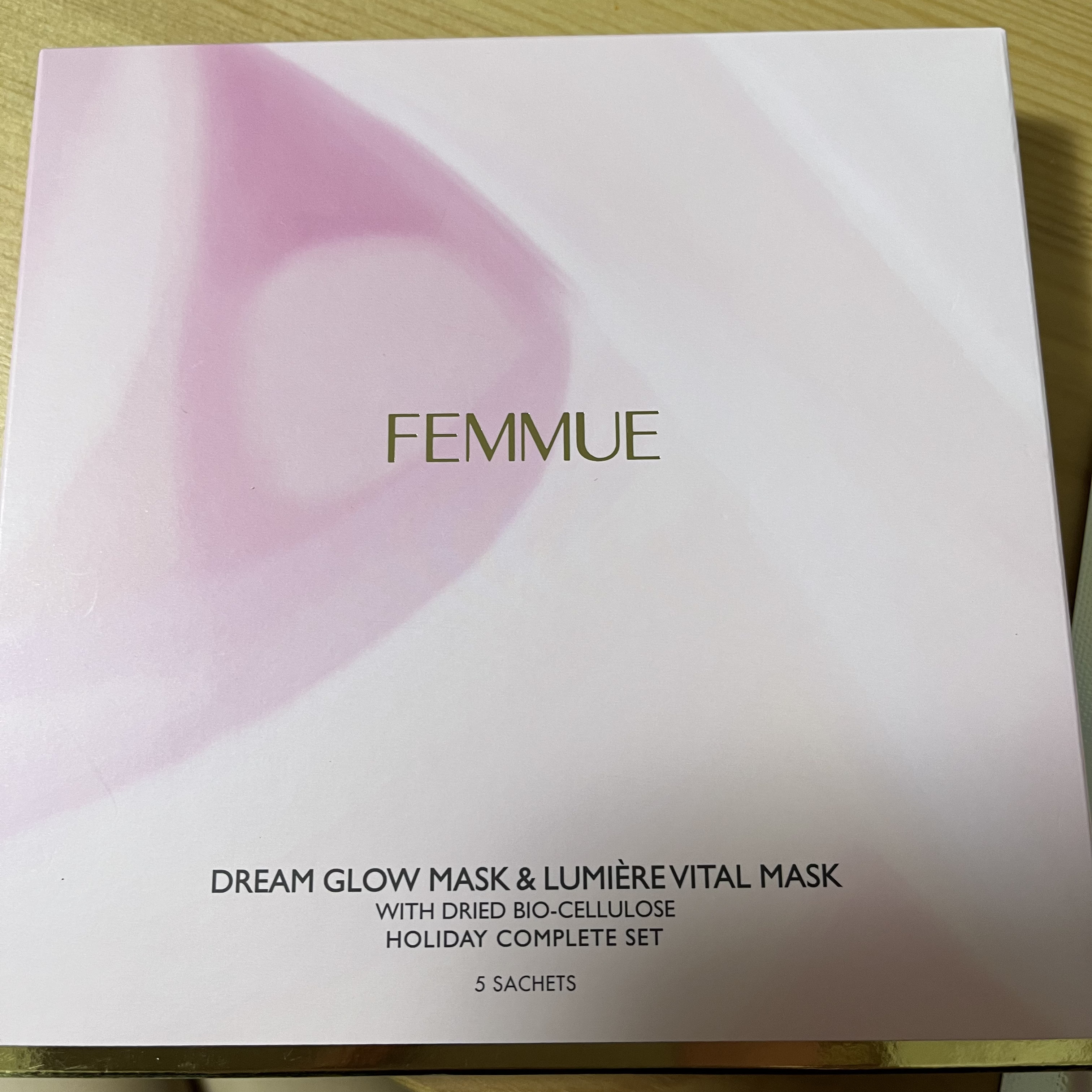 ドリームグロウマスク ホリデーコンプリートセット 2023/FEMMUE/スキンケアキットを使ったクチコミ（1枚目）