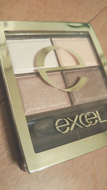 スキニーリッチシャドウ/excel/アイシャドウパレットを使ったクチコミ(3枚目)