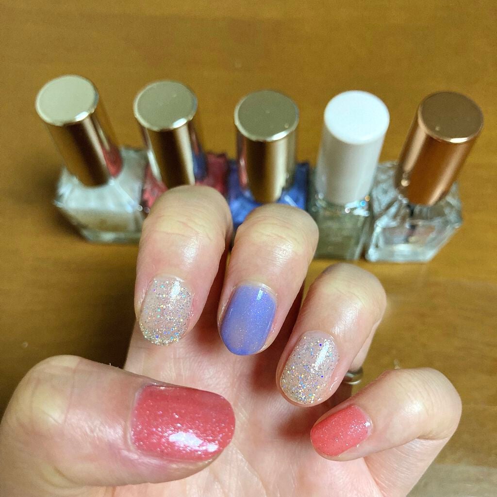 カラフルネイルズ/キャンメイク/マニキュアを使ったクチコミ(3枚目)