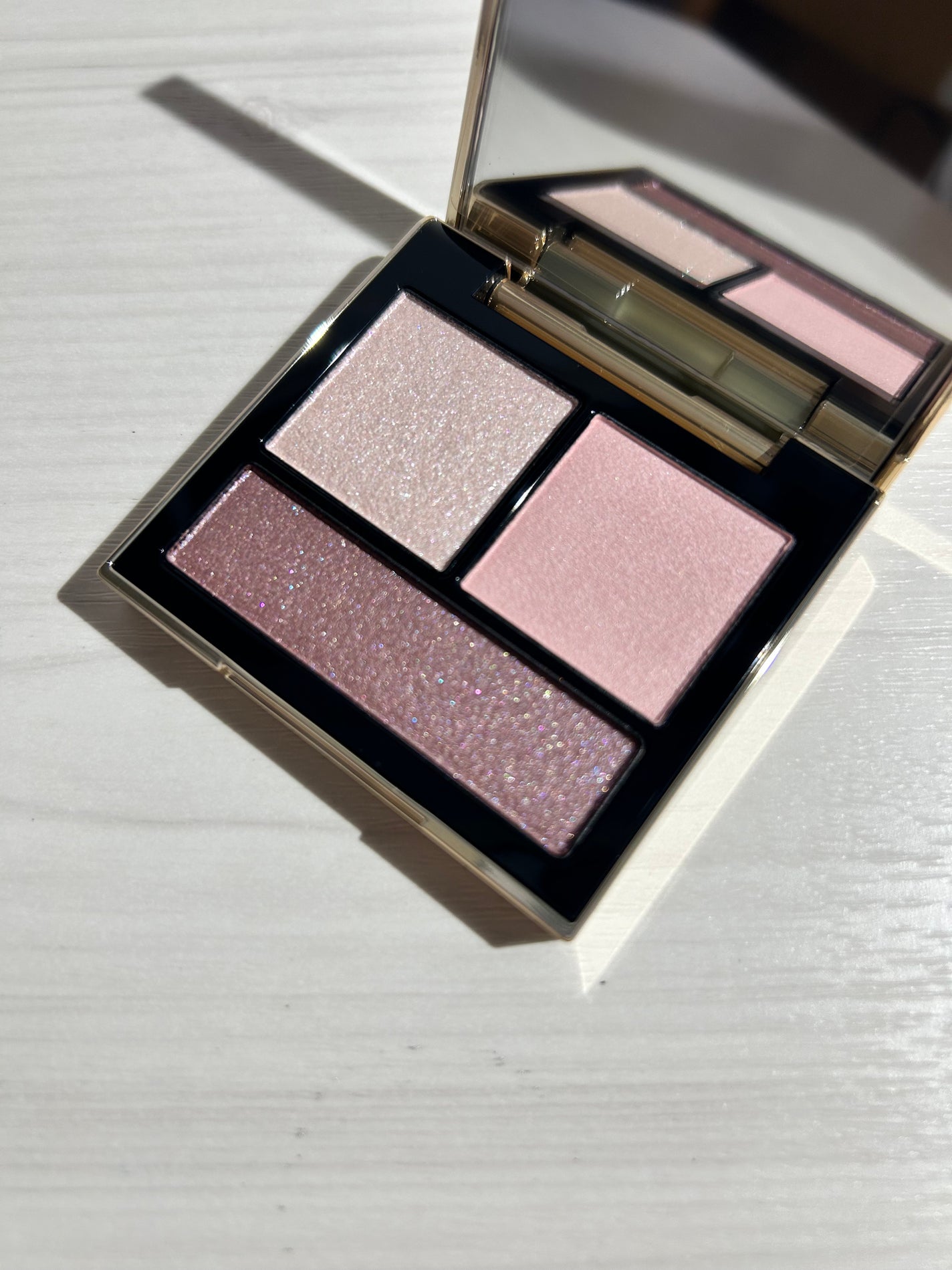 限定『SNIDEL』テイラード カラー アイズ アイシャドー 限定色レビュー】テイラード カラー アイズ|SNIDEL BEAUTYの