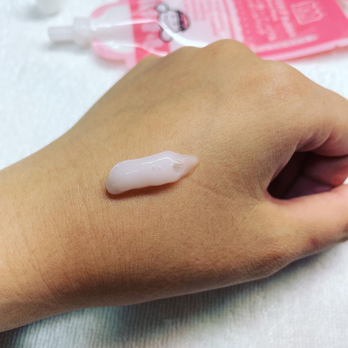 マジックバブルエッセンスパックMINI/BAKER7/シートマスク・パックを使ったクチコミ(3枚目)