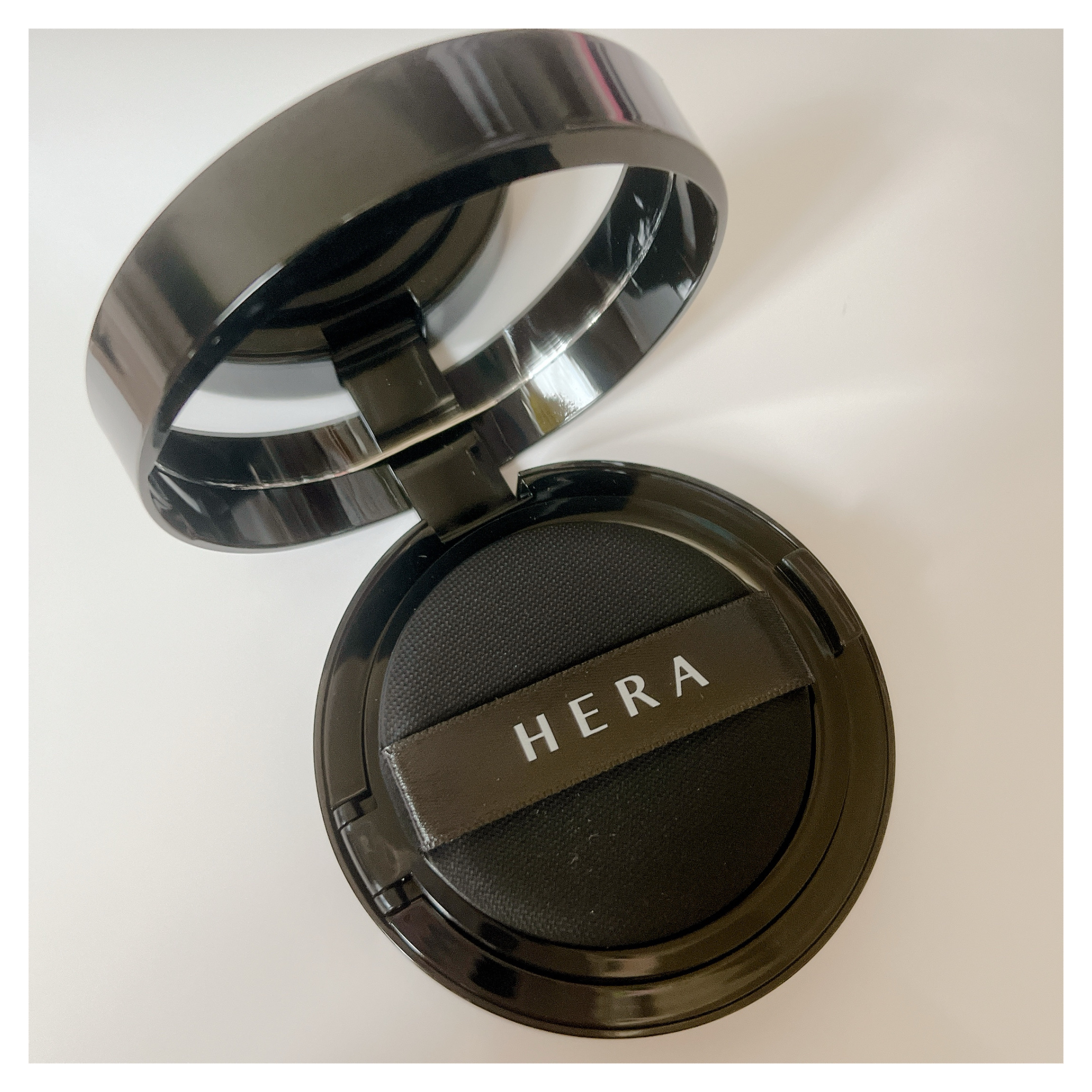 ブラック クッション ファンデーション/HERA/クッションファンデーションを使ったクチコミ（2枚目）