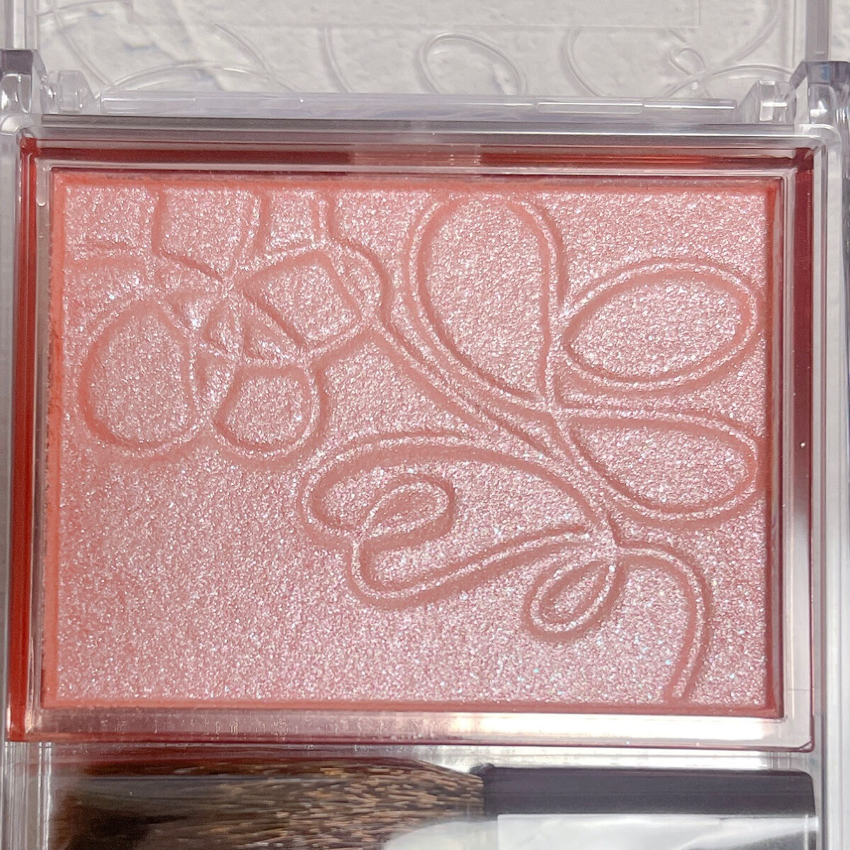 パールグロウニュアンサー/CEZANNE/パウダーハイライトを使ったクチコミ（2枚目）