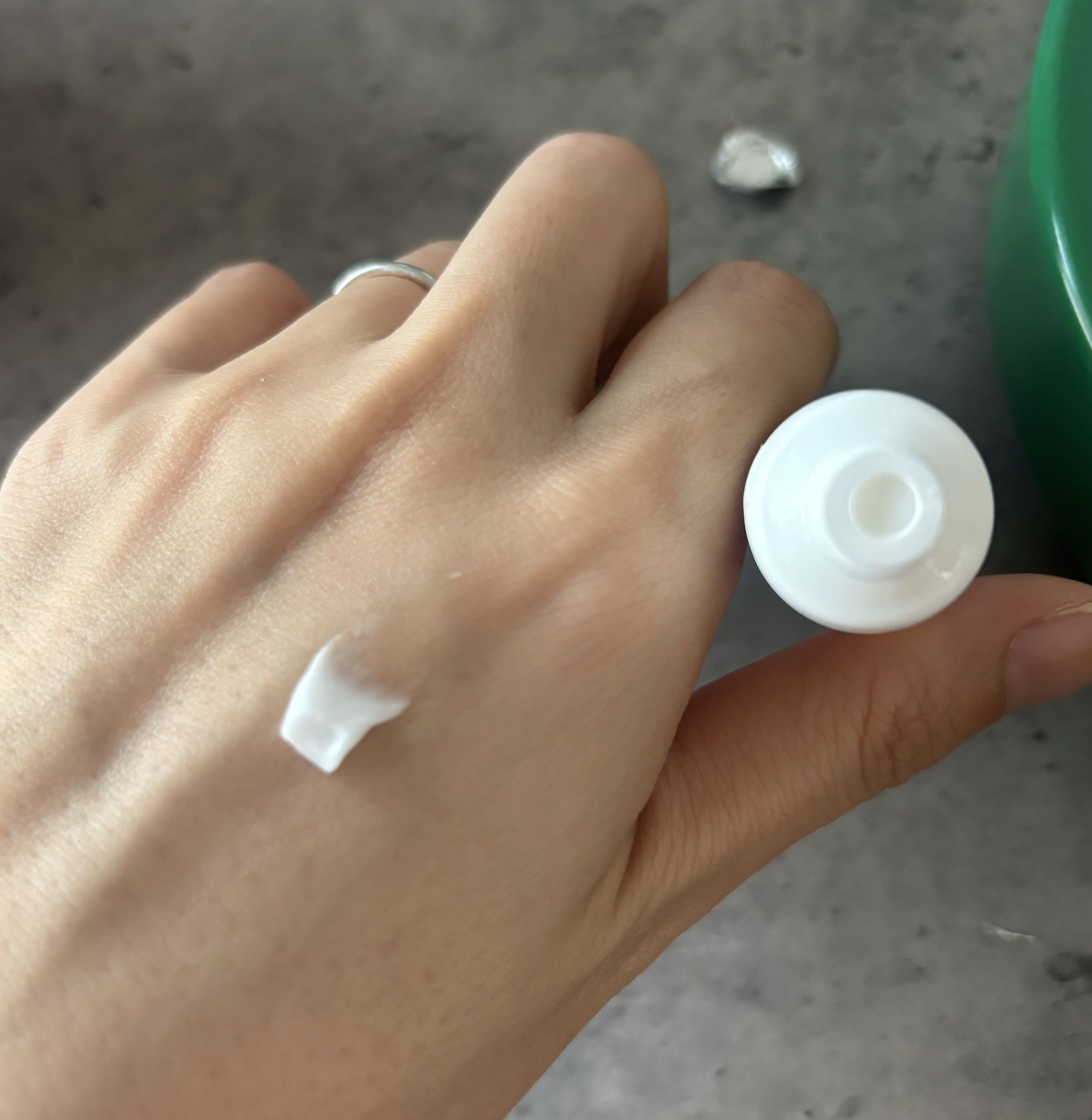 YOハンドクリーム GR /USJ/ハンドクリームを使ったクチコミ（3枚目）