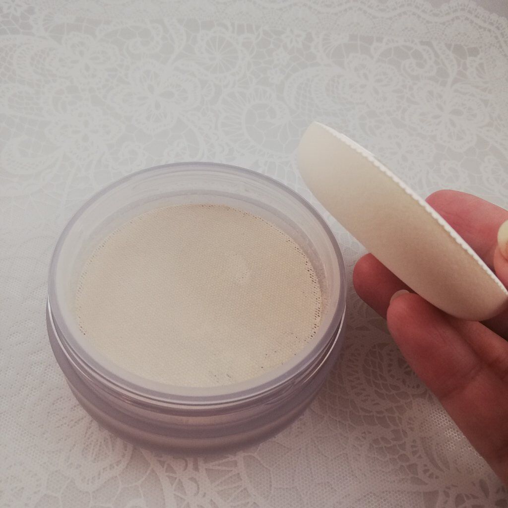 アドバンスドエシリアルスムースオペレーター ルースパウダー/THREE/ルースパウダーを使ったクチコミ（3枚目）