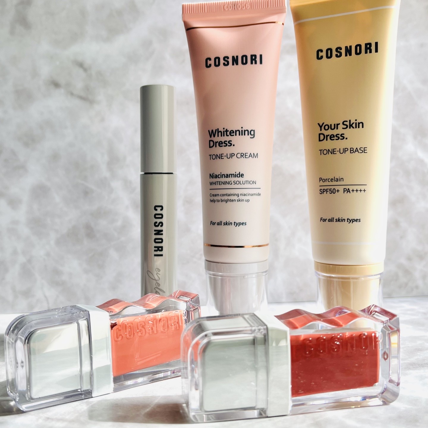 ホワイトニングドレストーンアップクリーム/COSNORI/化粧下地を使ったクチコミ（1枚目）