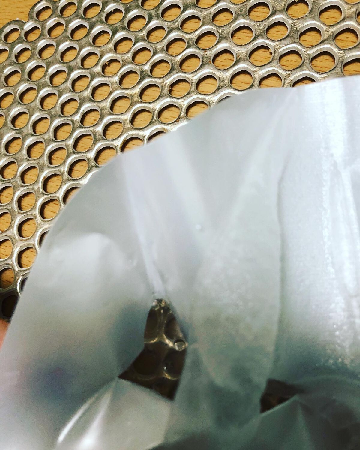 薔薇ネコ on LIPS 「復活草ハイドレーションマスクを試しています。驚異的な生命力を持..」(7枚目)