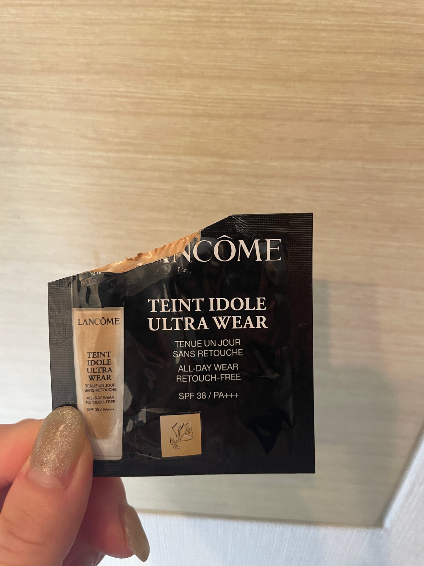 タンイドル ウルトラ ウェア リキッド/LANCOME/リキッドファンデーションを使ったクチコミ(1枚目)