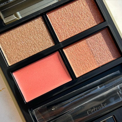 はる on LIPS 「コスメ購入品CelvokeマルチパレットEX01ボヘミア..」(2枚目)