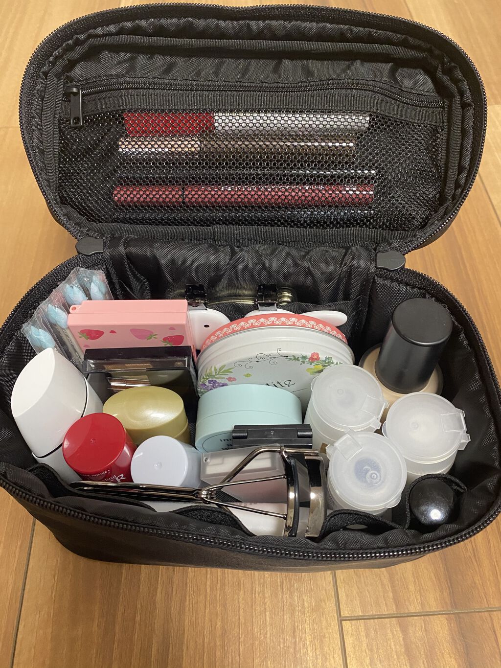 ナイロン手付ポーチ/無印良品/化粧ポーチを使ったクチコミ（2枚目）